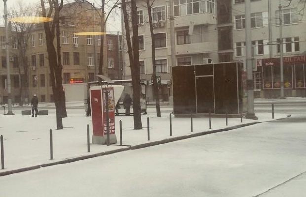 В Украине резко ухудшилась погода: выпал снег, обесточены 176 населенных пунктов