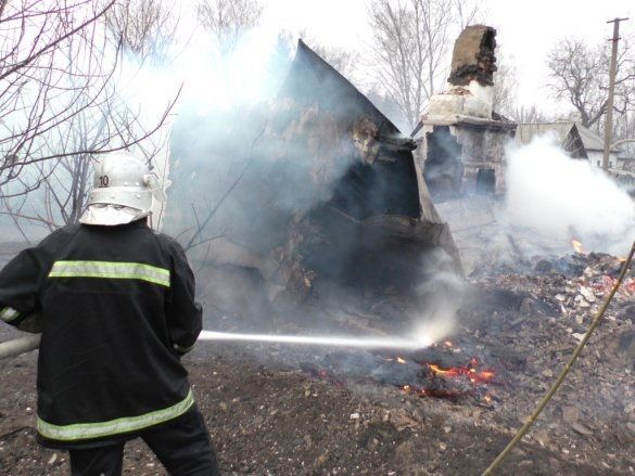 На Черниговщине выгорело почти все село: фото- и видеофакты