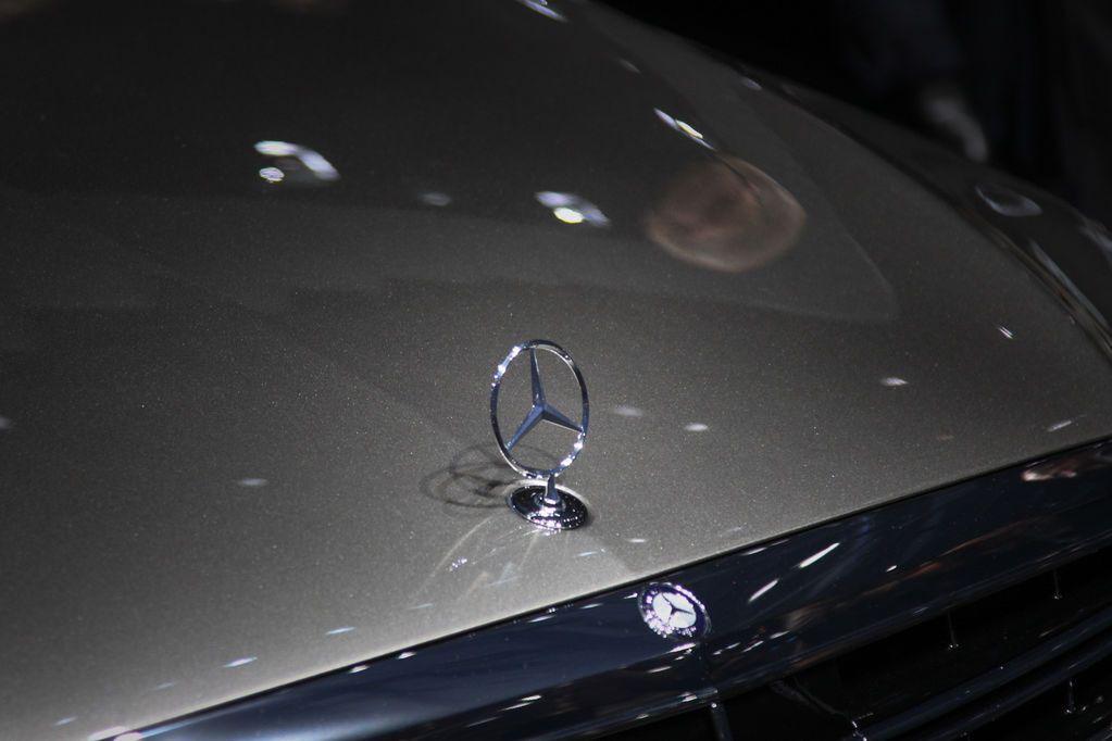 Mercedes представив унікальний лімузин: фото шедевра