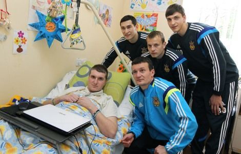 Футболисты сборной Украины зарядились энергией героев АТО