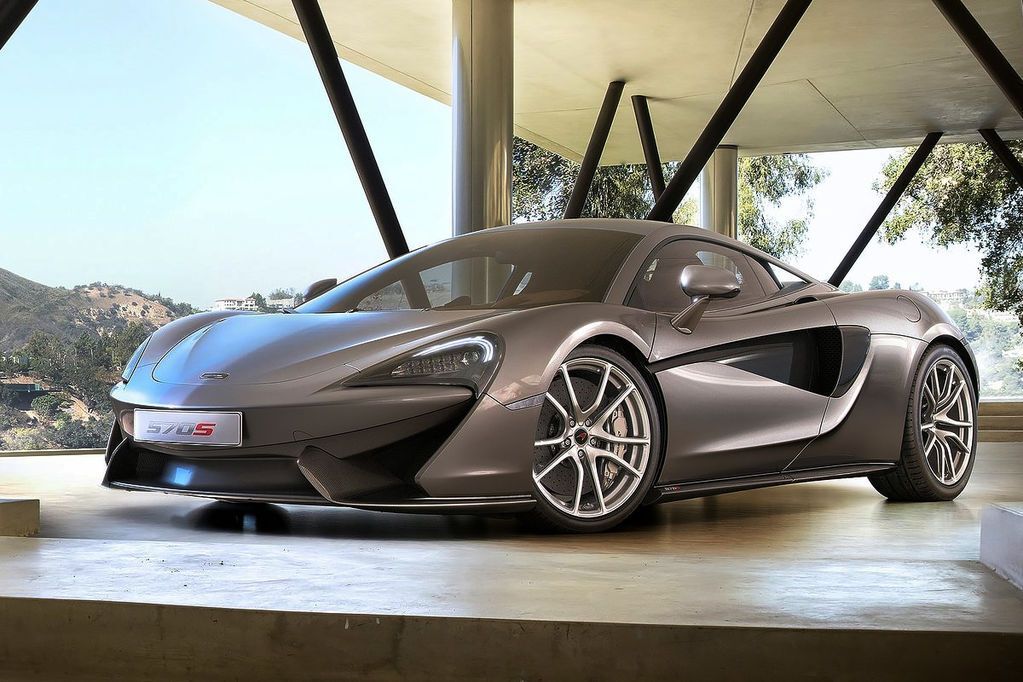 McLaren показал свой самый доступный спорткар: фото новинки