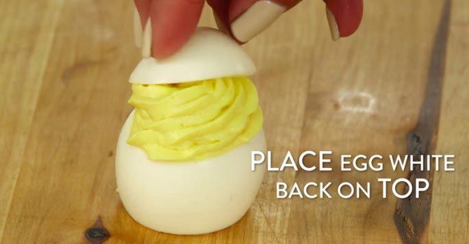 Пасхальные рецепты: как превратить вареное яйцо в цыпленка