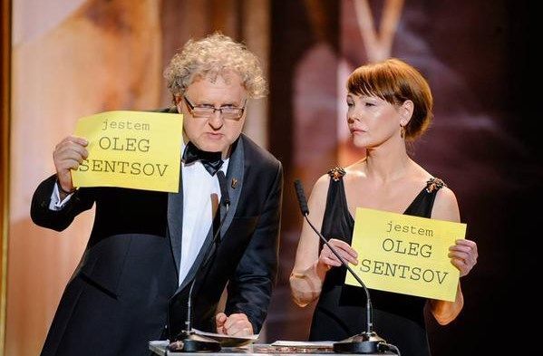 На вручении наград Польской академии кино требовали от России освободить режиссера Сенцова: фотофакт