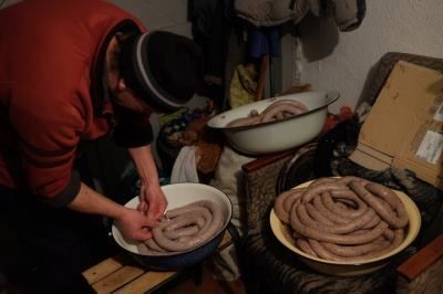 Праздник желудка: буковинцы приготовили для бойцов АТО 157 ведер "гастрономической радости": фотофакт