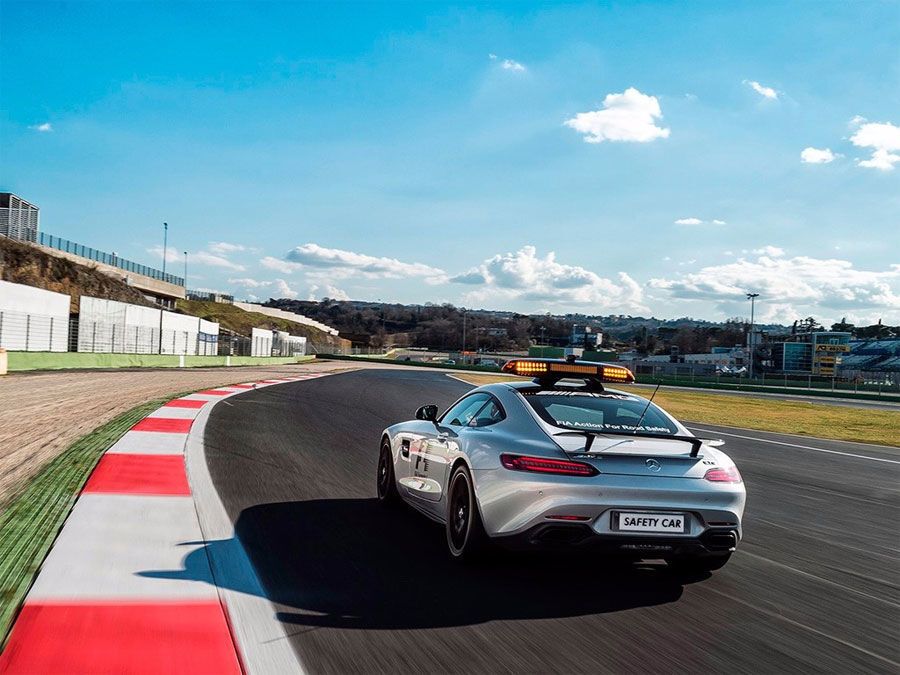 Mercedes поразил новинкой в Формуле-1: опубликованы яркие фото