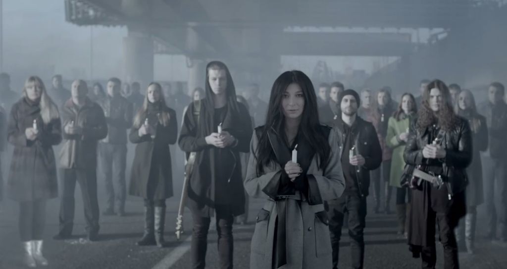 Жена футболиста ФК "Шахтер" посвятила песню Донецку