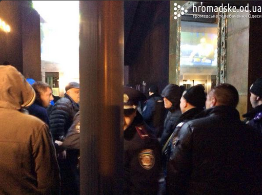 У центрі Одеси сталася масова бійка між "Правим сектором" і "охороною" казино: опубліковано фото і відео