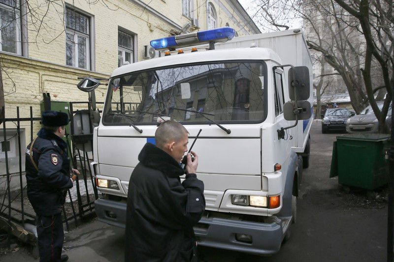 Суд арестовал всех подозреваемых в убийстве Немцова