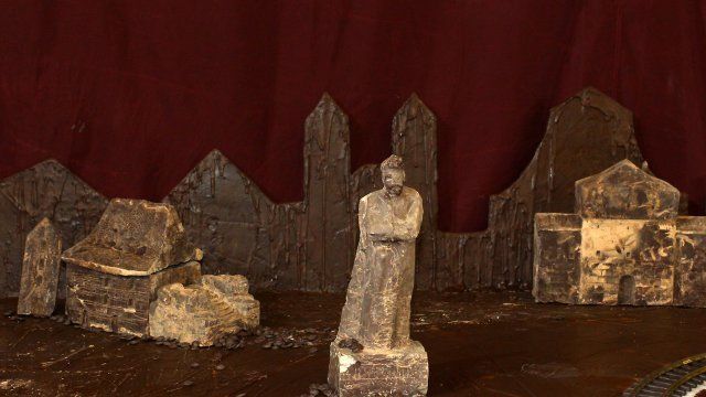 Праздник Шоколада во Львове в самом разгаре: аппетитные фото сладких рекордсменов 