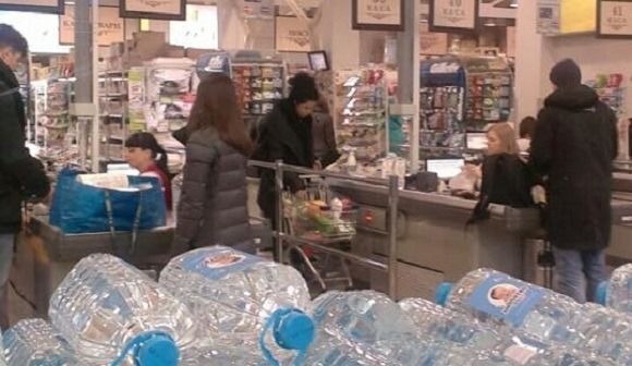 Настя Каменских шокировала посетителей супермаркета своим видом: фотофакт