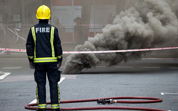 В центре Лондона из-за пожара эвакуировали 2 тыс. человек: опубликованы фото и видео