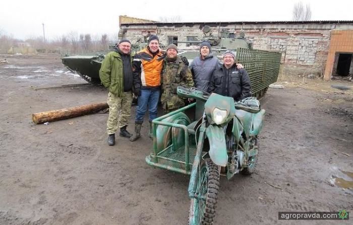 В Киеве выпустили специальный мотоцикл для украинской армии: фото новинки