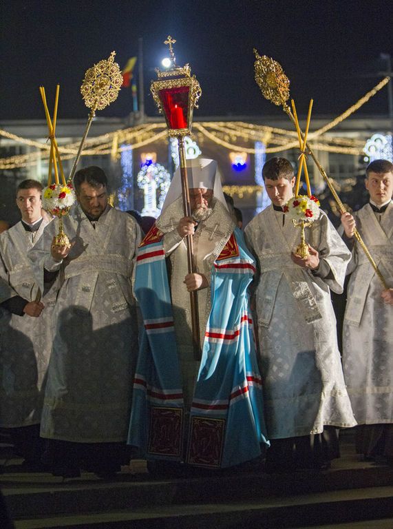 Светлое Христово Воскресение. Как отмечает мир