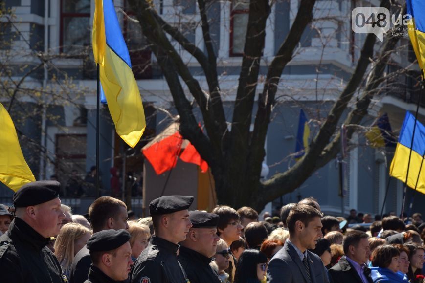 В Одессе появление Порошенко спровоцировало потасовку: видеофакт