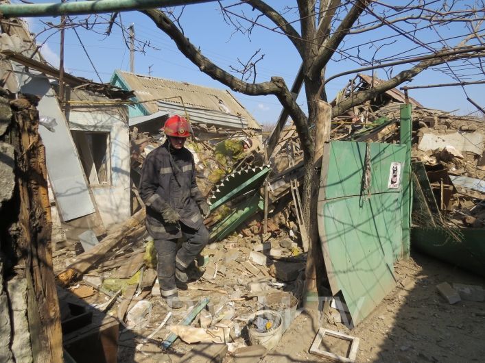В Мелитополе взорвался дом: опубликовано фото и видео с места ЧП