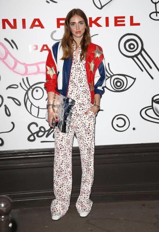 Снова облажались: новые нелепые и безвкусные наряды знаменитостей 