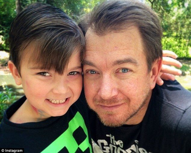 Мальчик-мем собрал $38 тыс. на пересадку почки отцу 