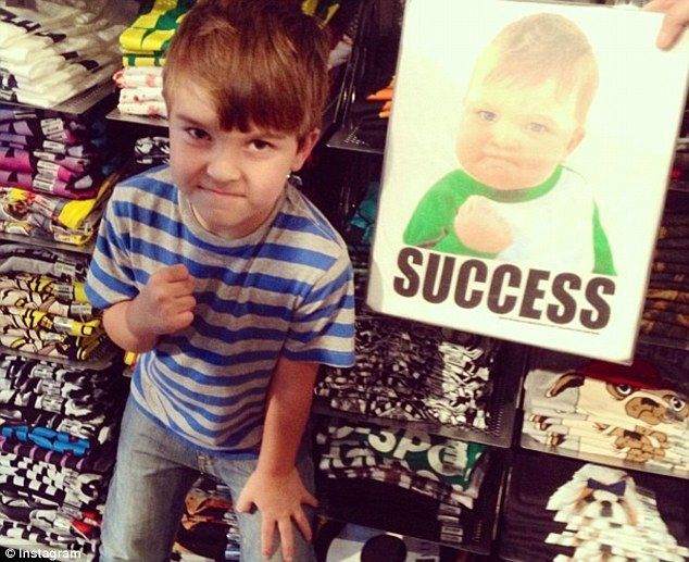 Мальчик-мем собрал $38 тыс. на пересадку почки отцу 