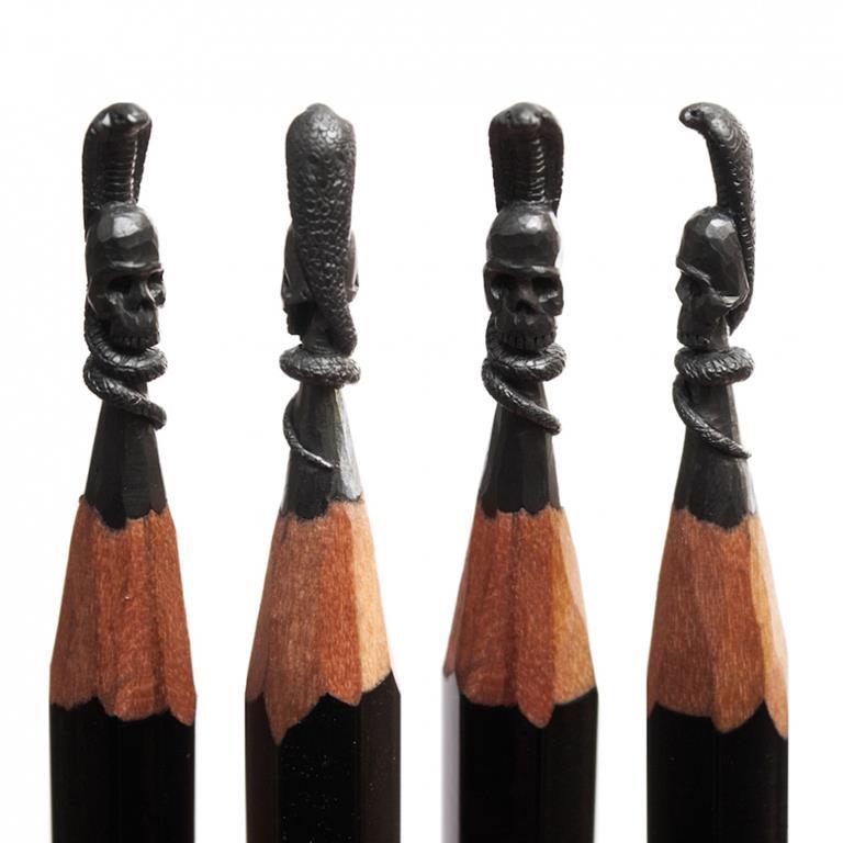 12 скульптур на кончике карандаша