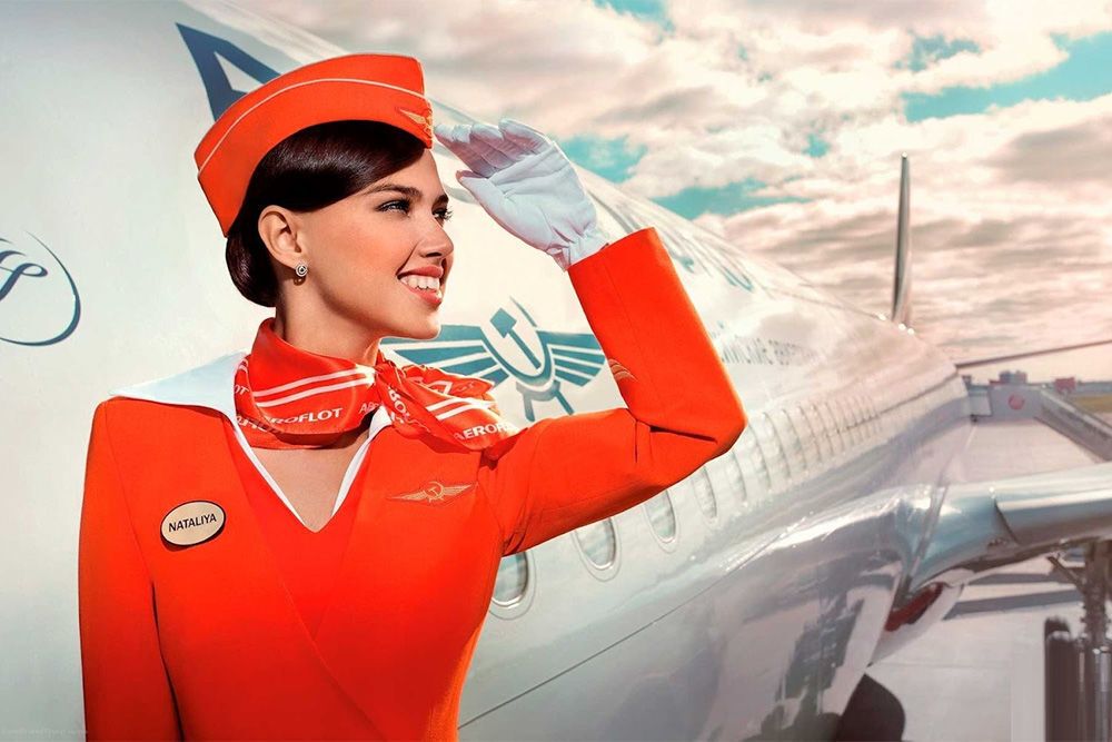 Составлен рейтинг авиакомпаний с самыми красивыми стюардессами. Фото