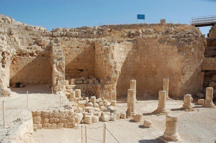 Недоступный дворец и гробница царя Ирода