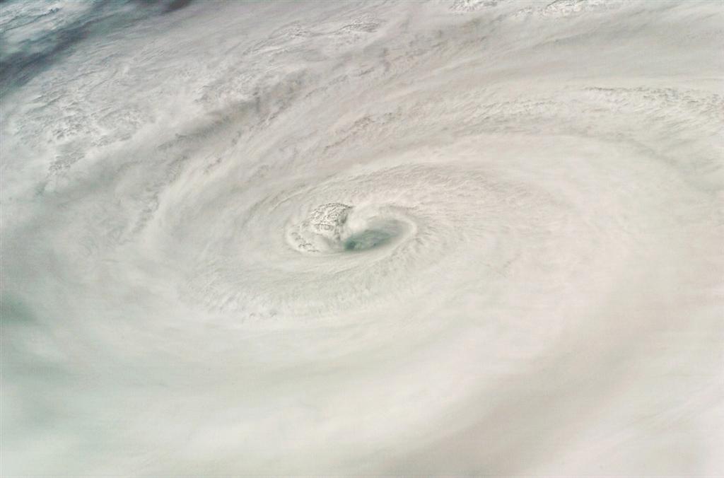 Вид из космоса. Самые разрушительные ураганы за последние 20 лет