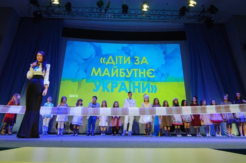Детское творчество объединяет украинцев