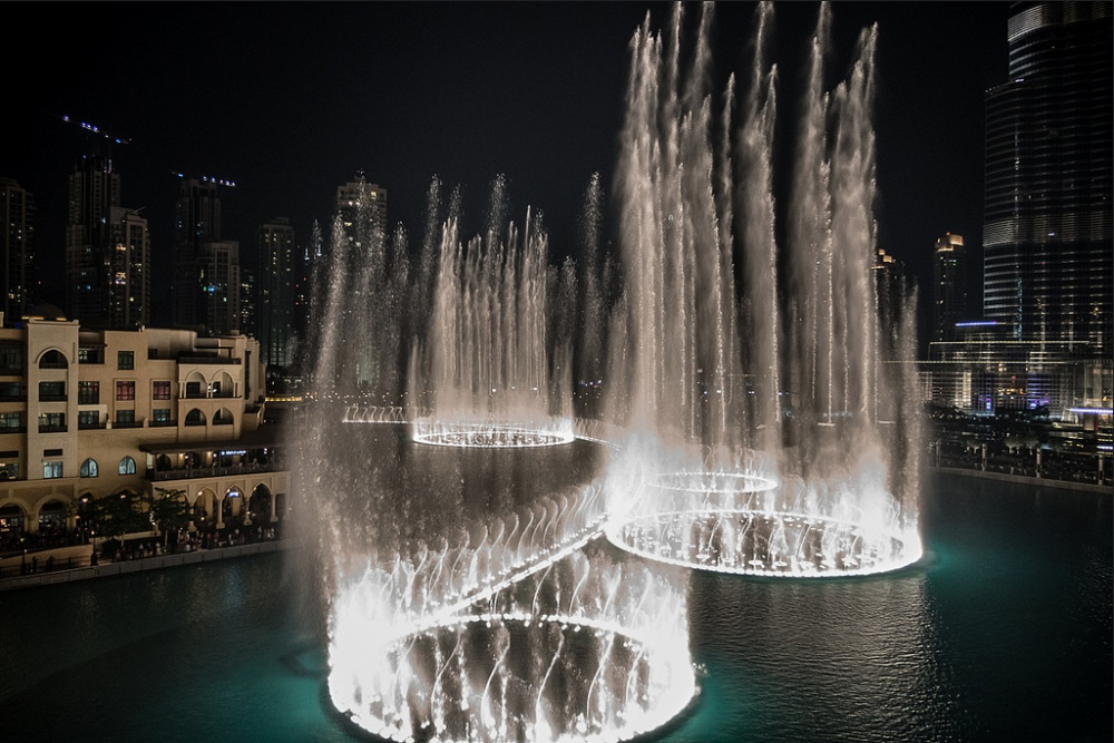Искусство воды: самые необычные фонтаны мира