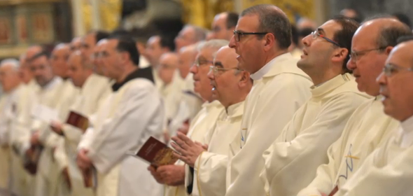 Великий четверг у западных христиан: католики всего мира готовятся к Пасхе