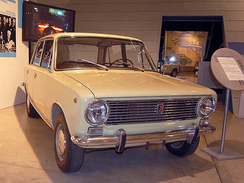 Золотая "копейка" советского автопрома: Неизвестные факты о ВАЗ 2101