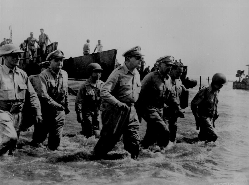 Лица войны: Редчайшие архивные снимки Второй мировой войны. Часть вторая