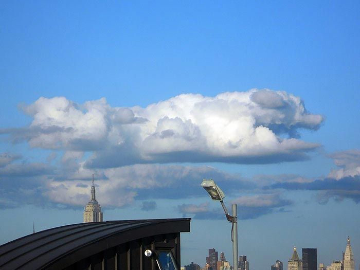 Небесные создания: удивительные облака в невероятных формах