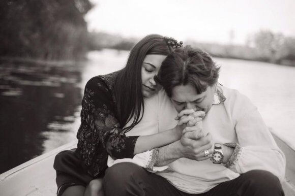 Остап Ступка женился на 27-летней красавице и выложил пикантные фото