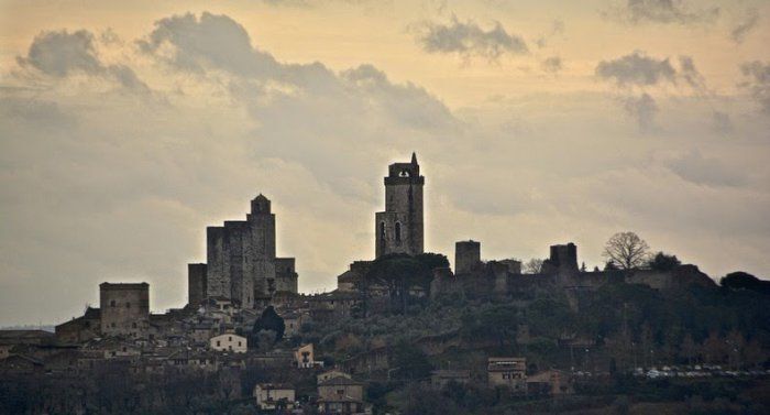 Процветающая Италия: средневековые небоскребы Сан-Джиминьяно