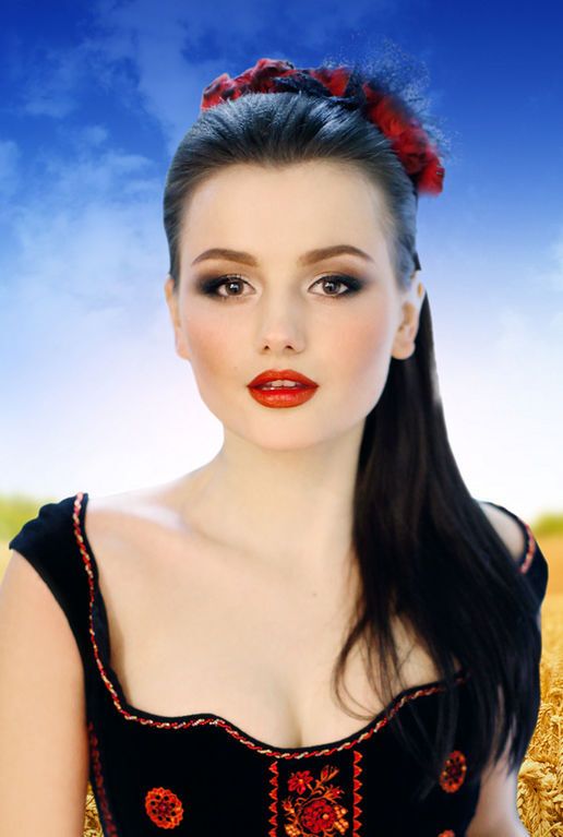 Выбираем королеву "Обозревателя": 22 красавицы из разных уголков Украины