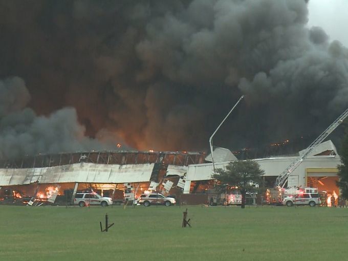 В США горит завод General Electric: опубликованы фото