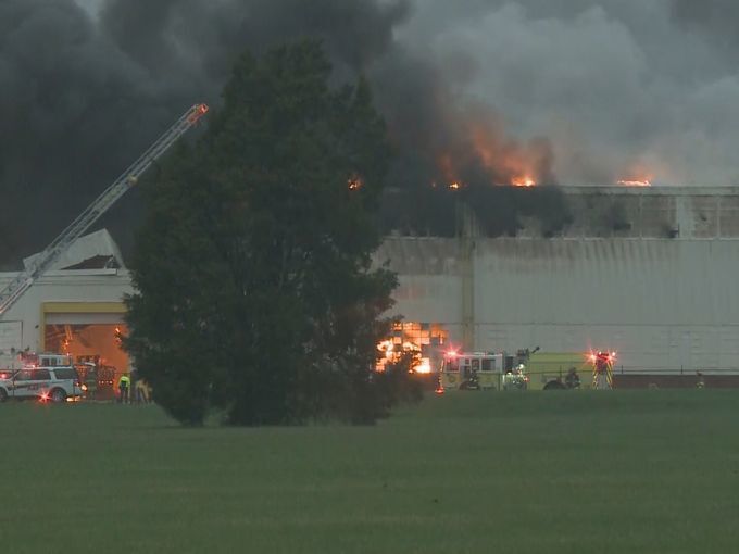 В США горит завод General Electric: опубликованы фото