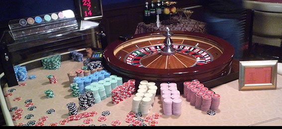 В Киеве "накрыли" подпольное казино. Опубликованы фото и видео