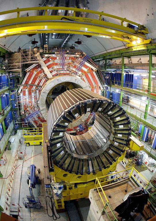 В Швейцарии перезапущен большой адронный коллайдер
