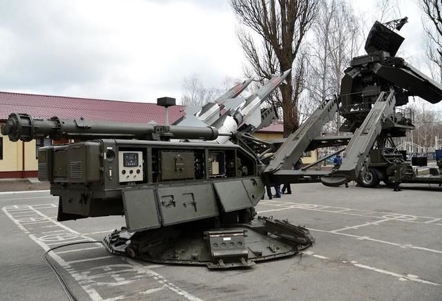 Стало известно, какое новейшее вооружение будет защищать Украину: фотофакт 