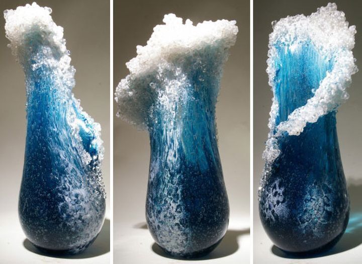 Восхитительные вазы, сделанные в виде океанских волн