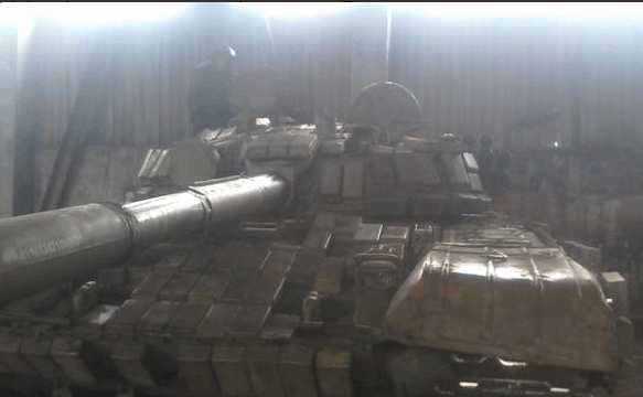 У Макіївці бойовики ховають російські танки