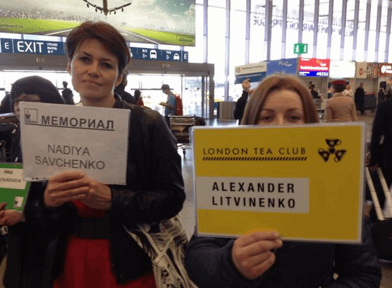 Чехи встретили рейс из Москвы именами жертв Путина