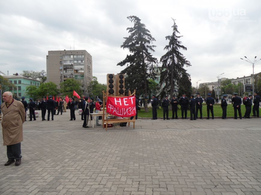 Назад в СССР: в Днепропетровске пенсионеры ностальгировали за Сталиным: фоторепортаж