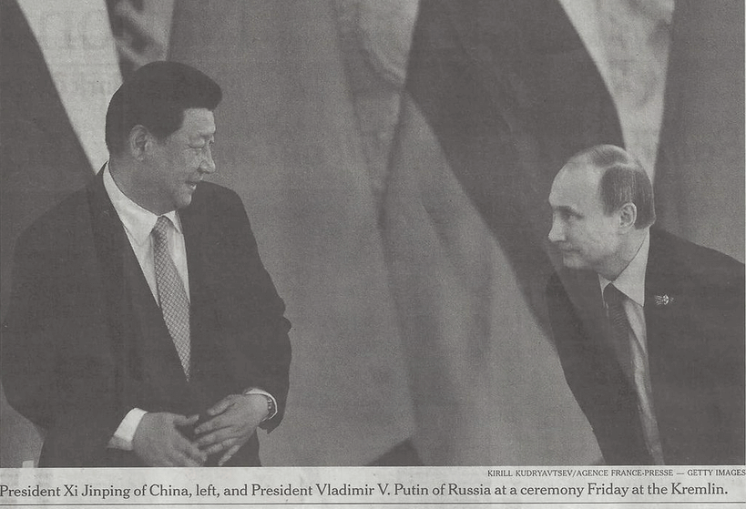 "Прогнулся!" Путина показали в поклоне перед главой Китая: фотофакт