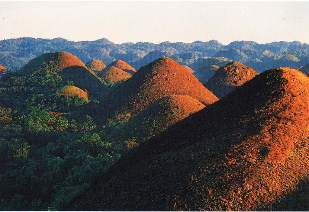 "Шоколадные холмы" острова Бохоль на Филиппинах