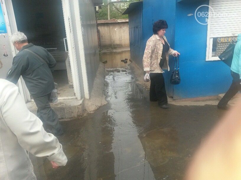 В Мариуполе фекалии затопили рынок