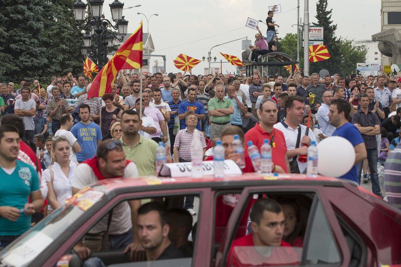Майдан в Македонии: десятки тысяч человек требуют отставки правительства