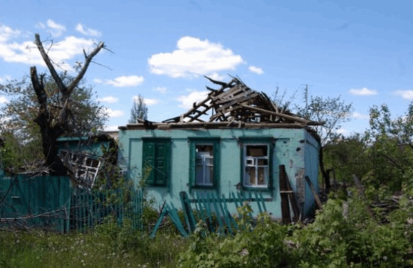 Зона разрушения: в сети появились свежие фото уничтоженного Дебальцево