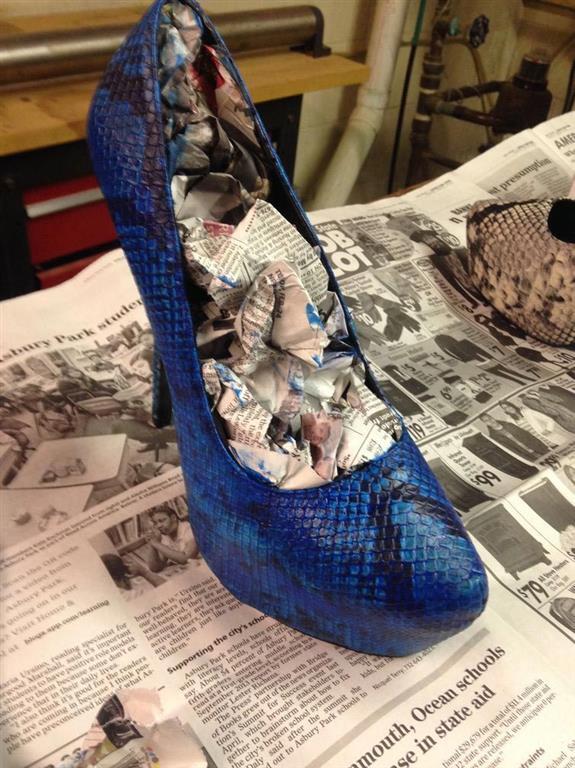 Девушка потратила 40 долларов, чтобы сделать туфли за $ 6000